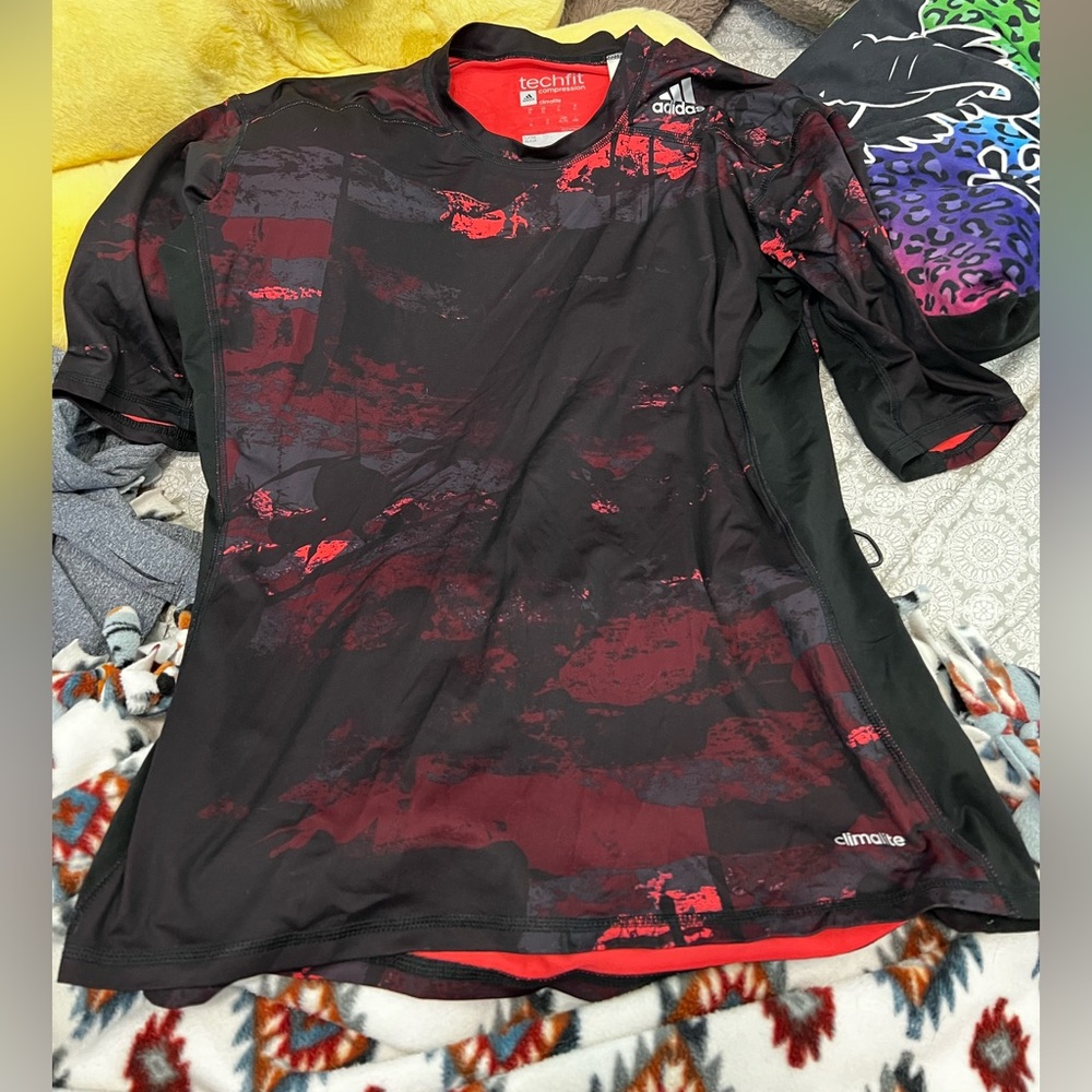 Adidas brand red black color side XL